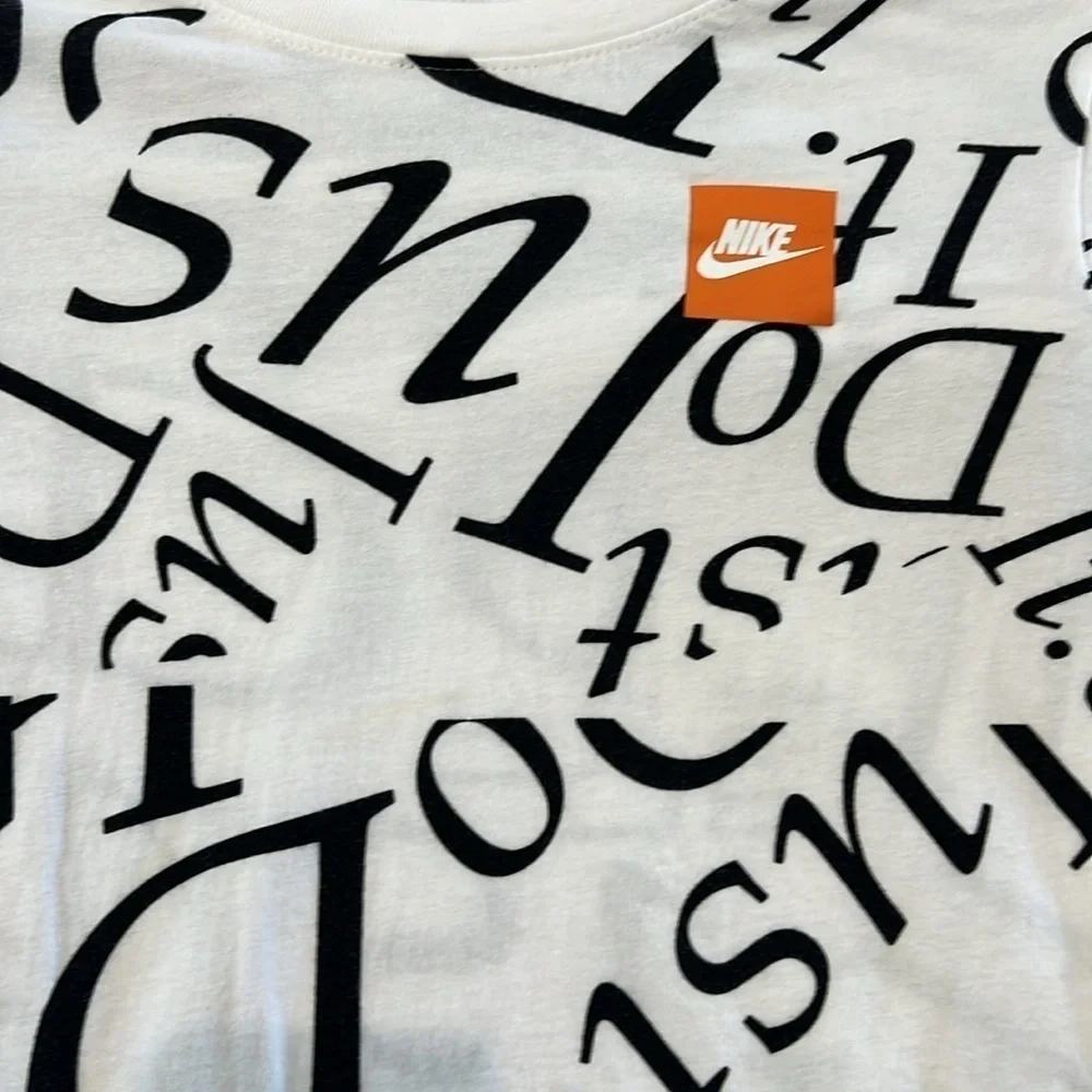 Nike Just Do It Short Sleeve Tee!